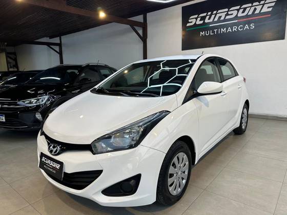 HYUNDAI HB20 1.6 COMFORT STYLE 16V FLEX 4P AUTOMÁTICO HYUNDAI HB20 1.6 COMFORT STYLE 16V FLEX 4P AUTOMÁTICO